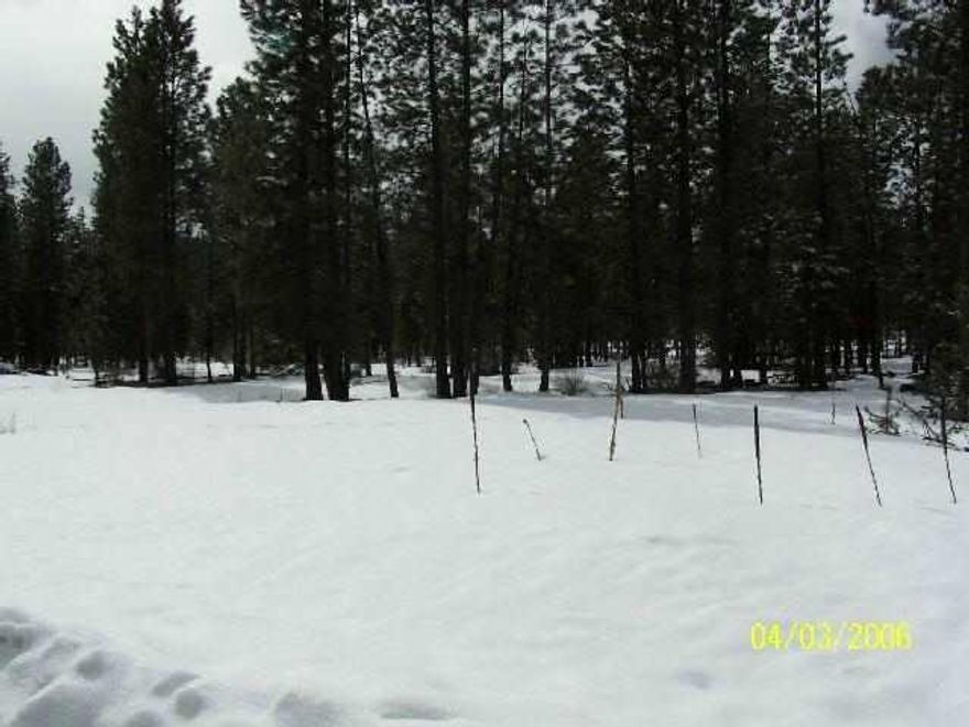 Gorgeous 1 Acre Lot ( Others Avaiable), Owner Common Area On The Sprague River For Boating & Fishing, Lots Of Wildlife! Great Investment!