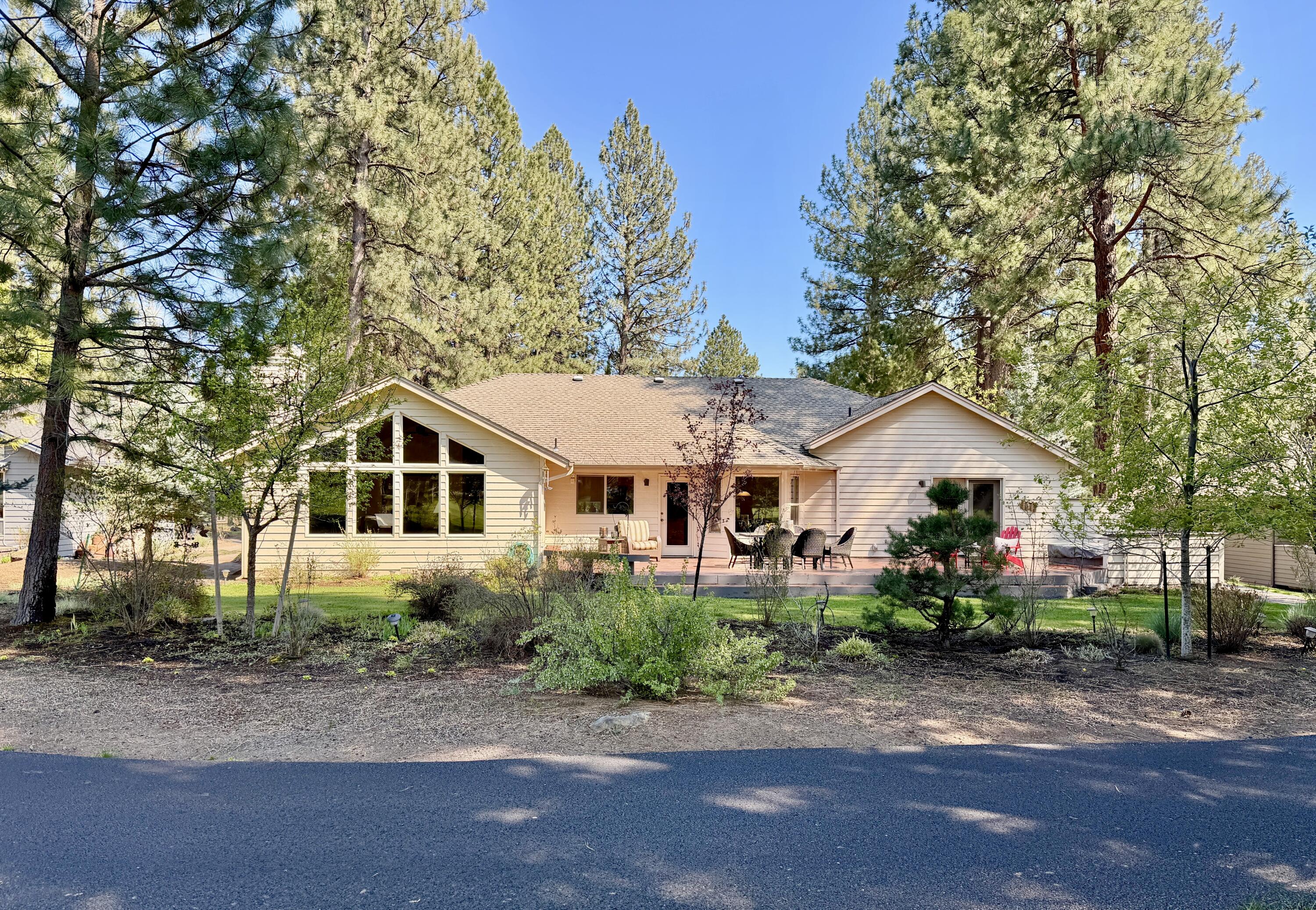 60749 Golf Village Loop