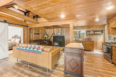 Tiny photo for 51970 Old Wickiup Road, La Pine, OR 97739 (MLS # 220186066)