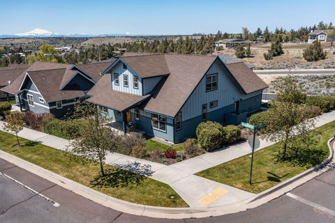 Tiny photo for 1082 SE Yarrow Avenue, Madras, OR 97741 (MLS # 220215602)