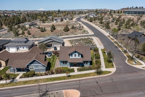 Tiny photo for 1082 SE Yarrow Avenue, Madras, OR 97741 (MLS # 220215602)