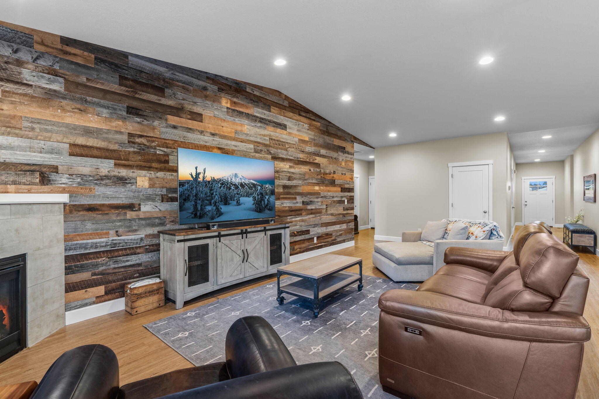 Josie Meadows - Residential