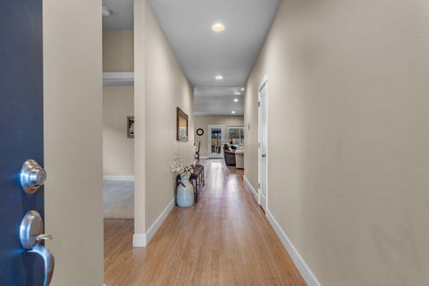 Tiny photo for 4980 SW Zenith Avenue, Redmond, OR 97756 (MLS # 220212433)