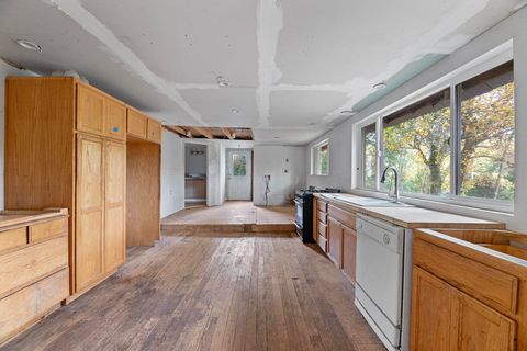 Tiny photo for 1480 Bridge Lane, Wolf Creek, OR 97497 (MLS # 220211971)