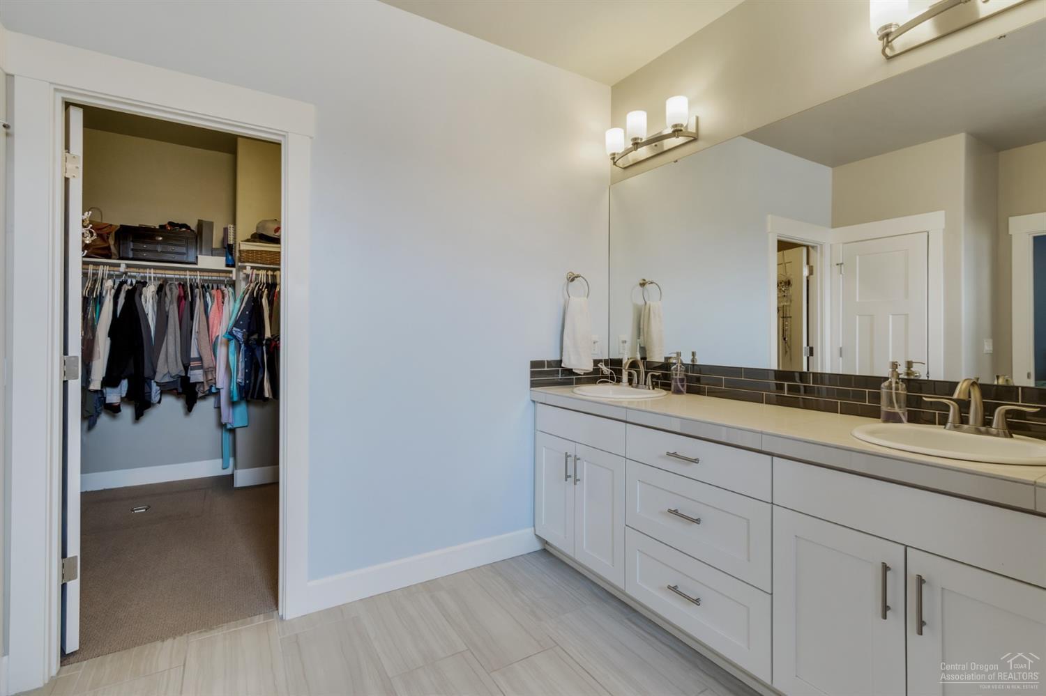 Hidden Hills - Residential