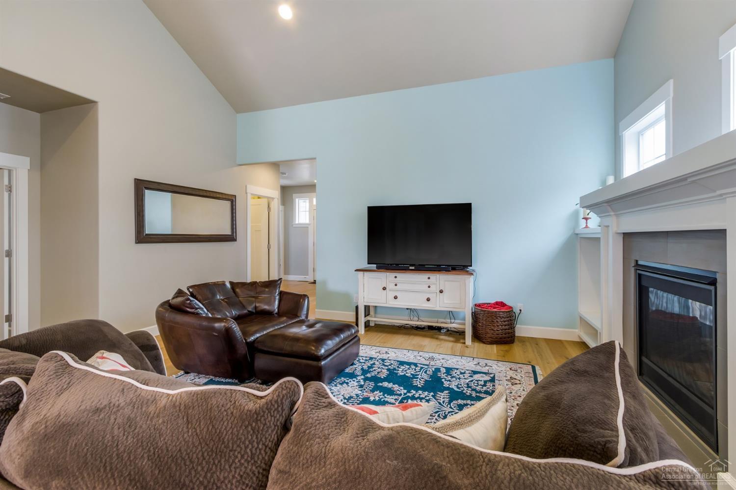 Hidden Hills - Residential