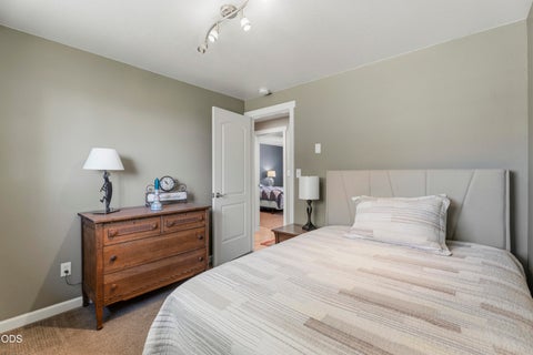 Tiny photo for 2108 NW 13th Street, Redmond, OR 97756 (MLS # 220224098)