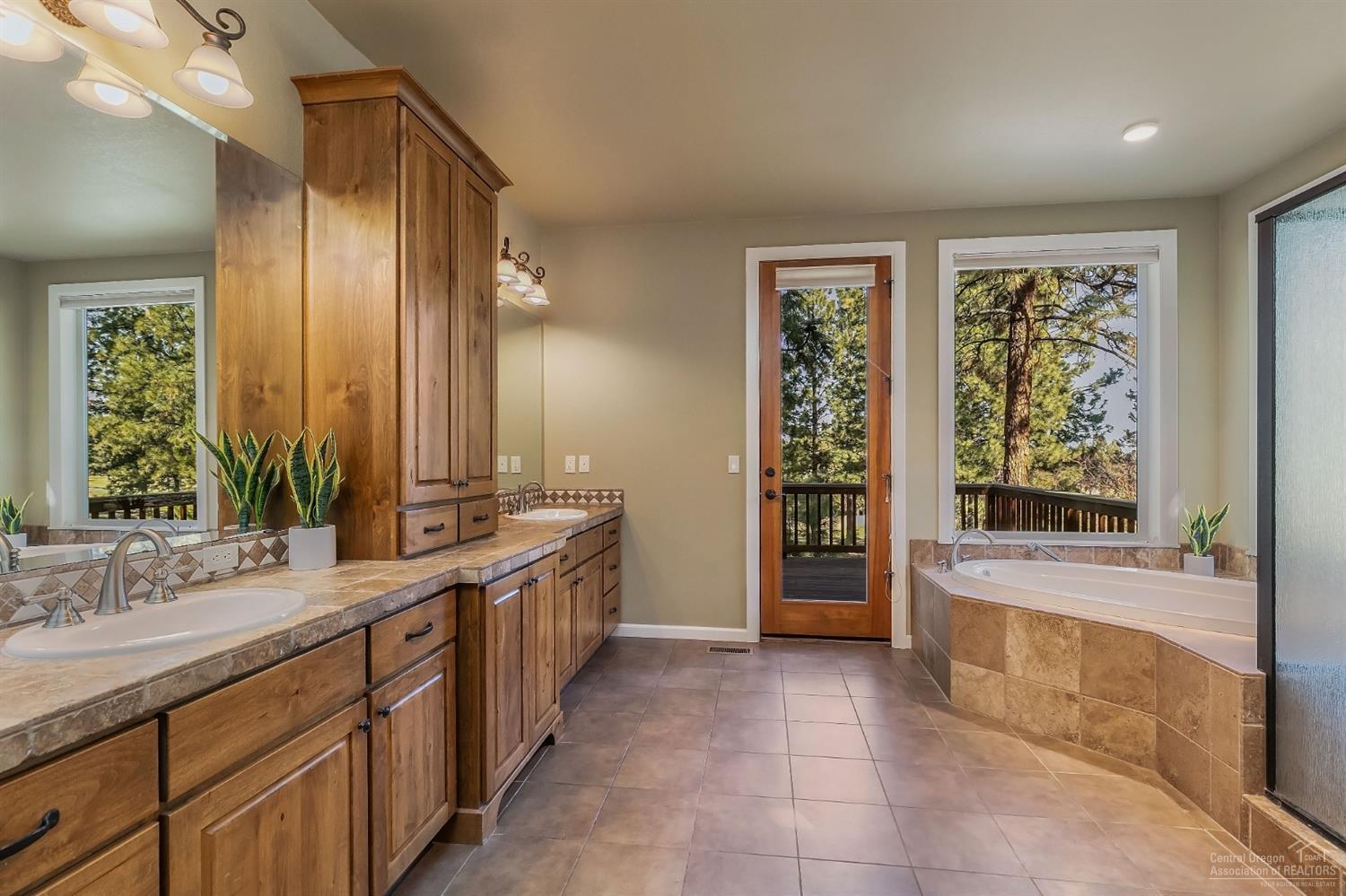 Awbrey Glen - Residential