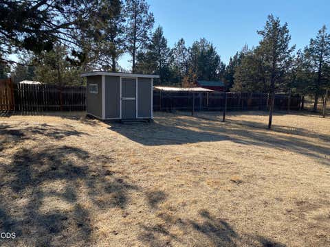 Tiny photo for 8445 SW High Cone Drive, Terrebonne, OR 97760 (MLS # 220226735)