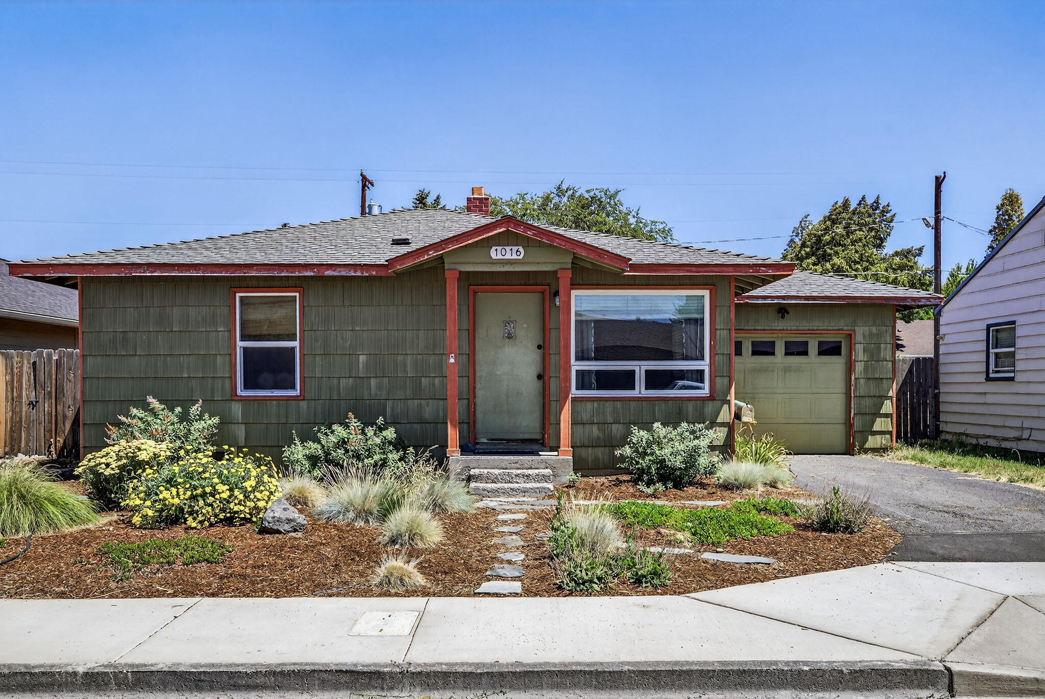 1016 SW 12th Street