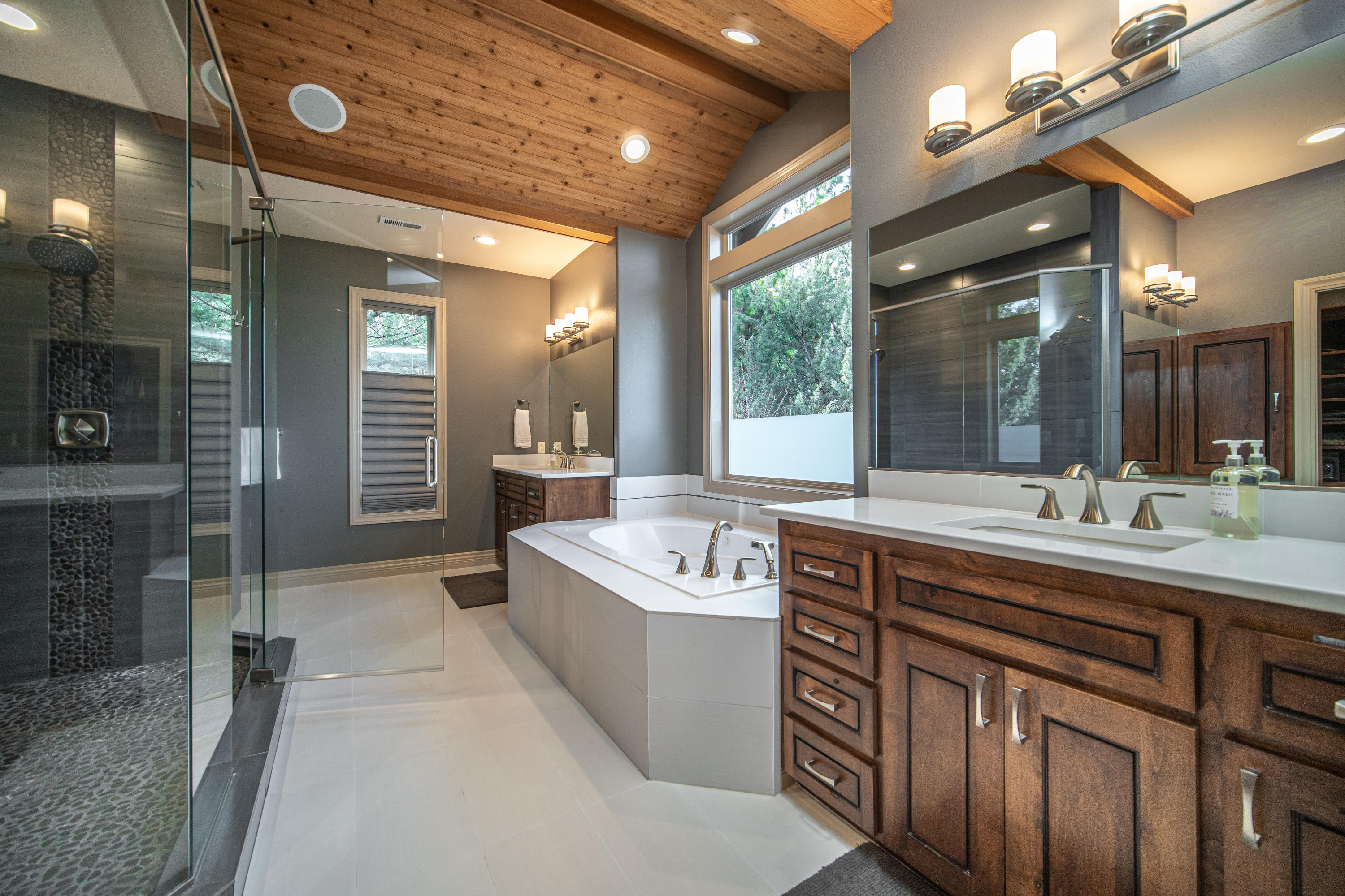 Awbrey Butte - Residential