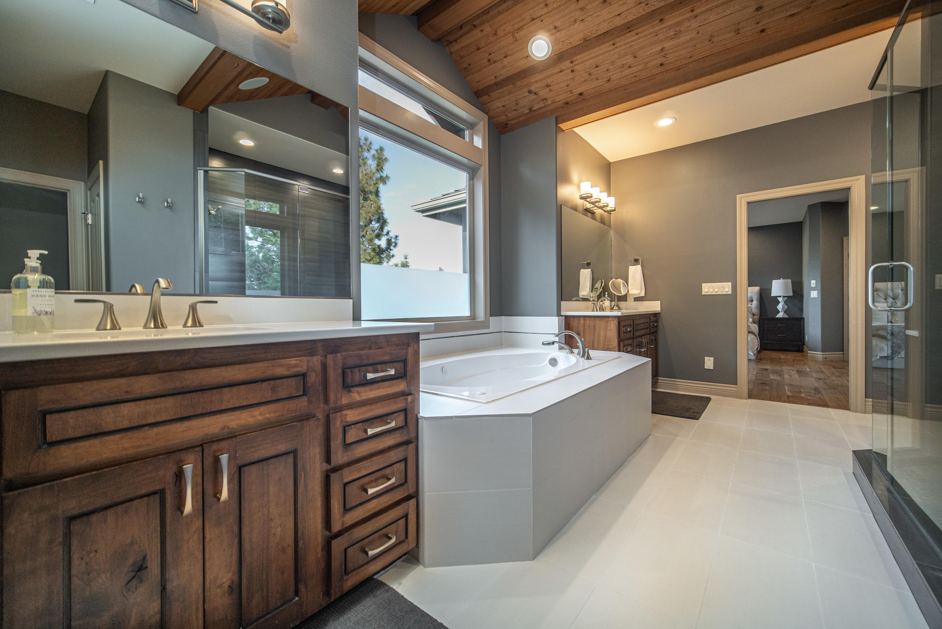 Awbrey Butte - Residential