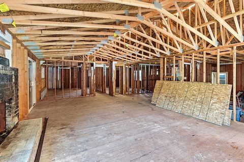 Tiny photo for 273 Genverna Glen Gln, Grants Pass, OR 97527 (MLS # 220219539)