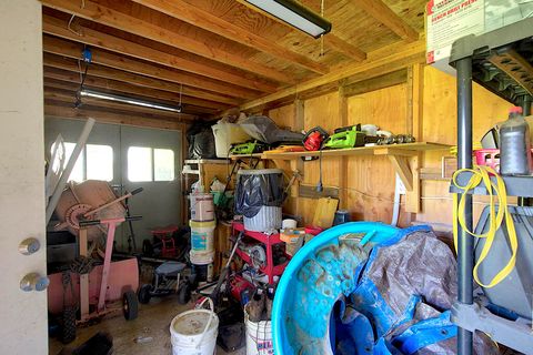 Tiny photo for 273 Genverna Glen Gln, Grants Pass, OR 97527 (MLS # 220219539)