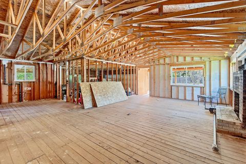 Tiny photo for 273 Genverna Glen Gln, Grants Pass, OR 97527 (MLS # 220219539)
