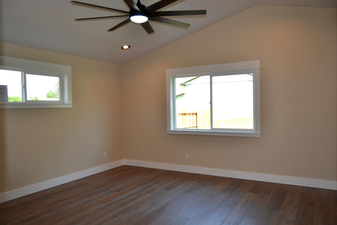 Buckmaster - Residential