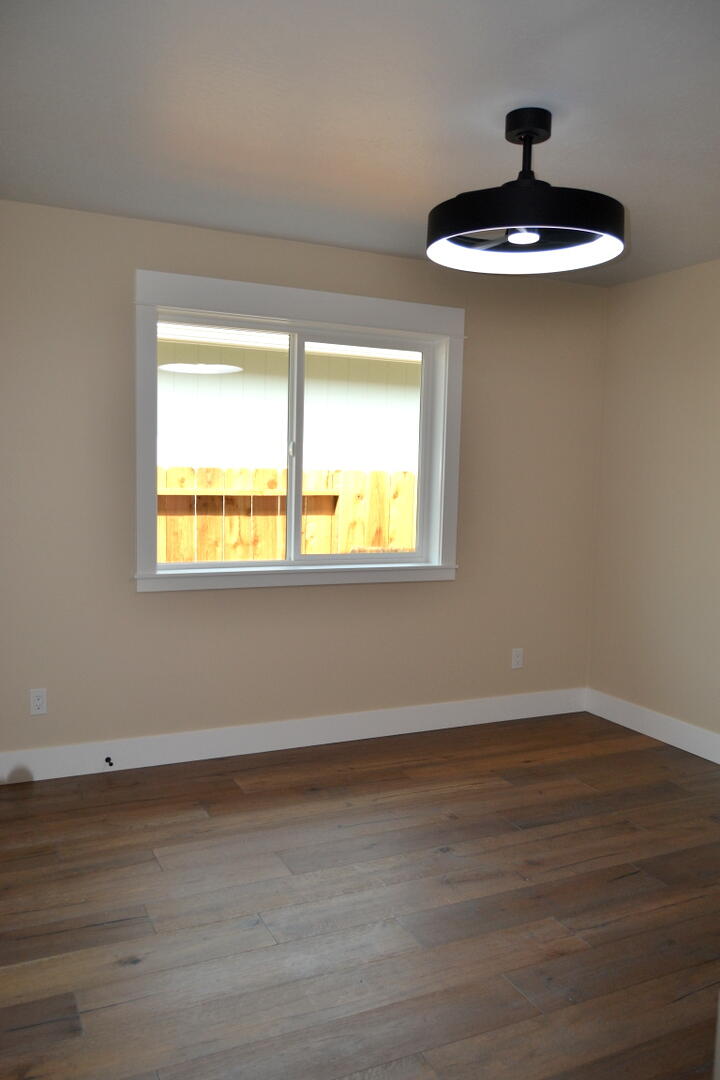 Buckmaster - Residential