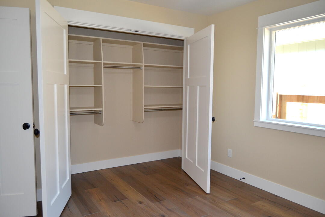 Buckmaster - Residential