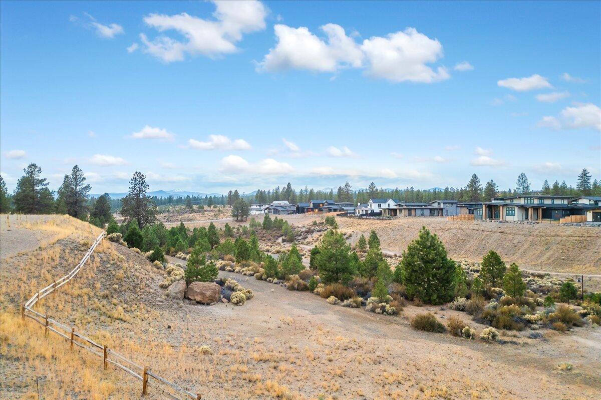 Discovery West Phase 5 - Residential