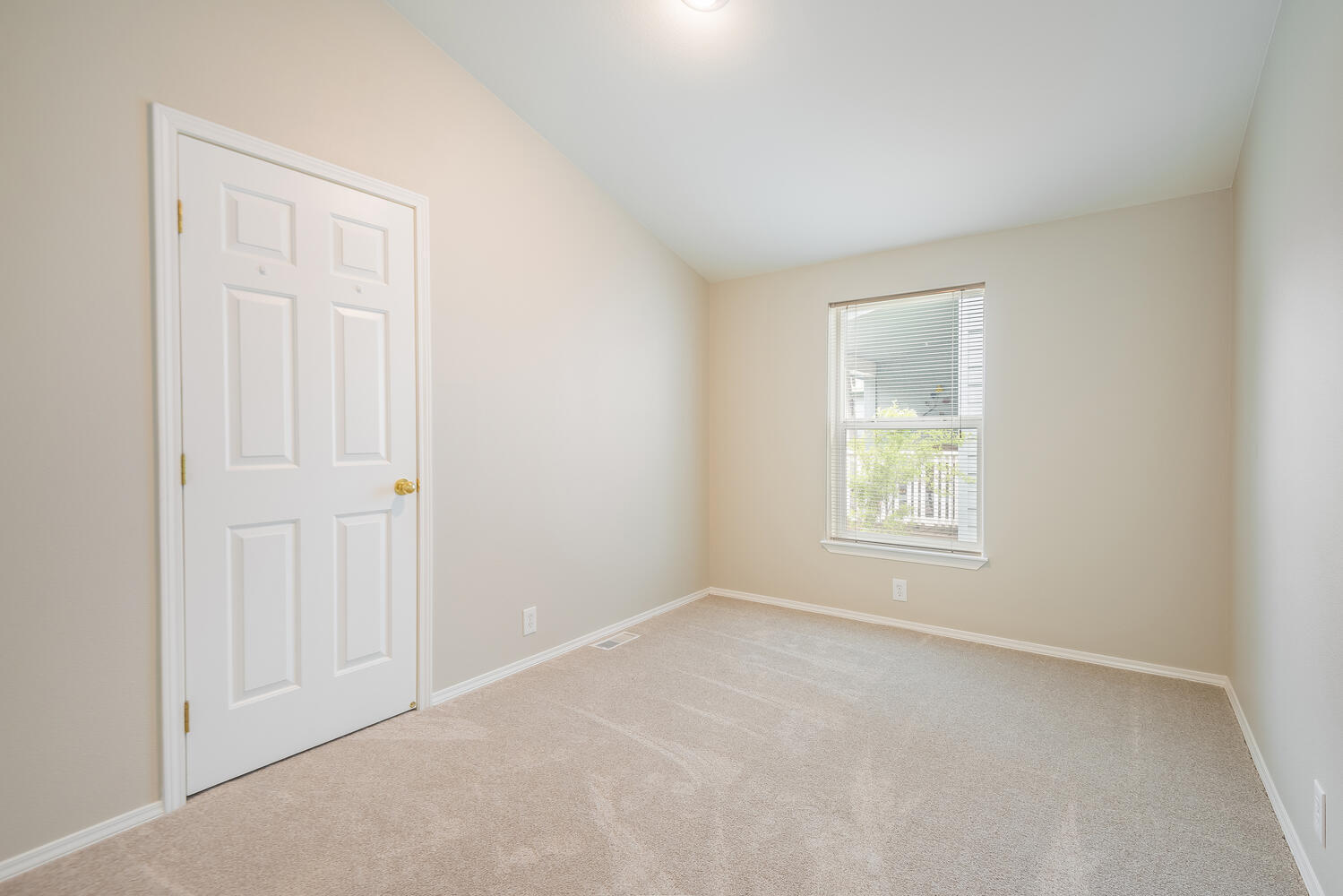 Pines At Sisters - Residential