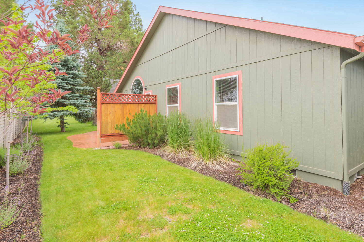 Pines At Sisters - Residential