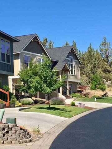 2429 SW Valleyview Drive