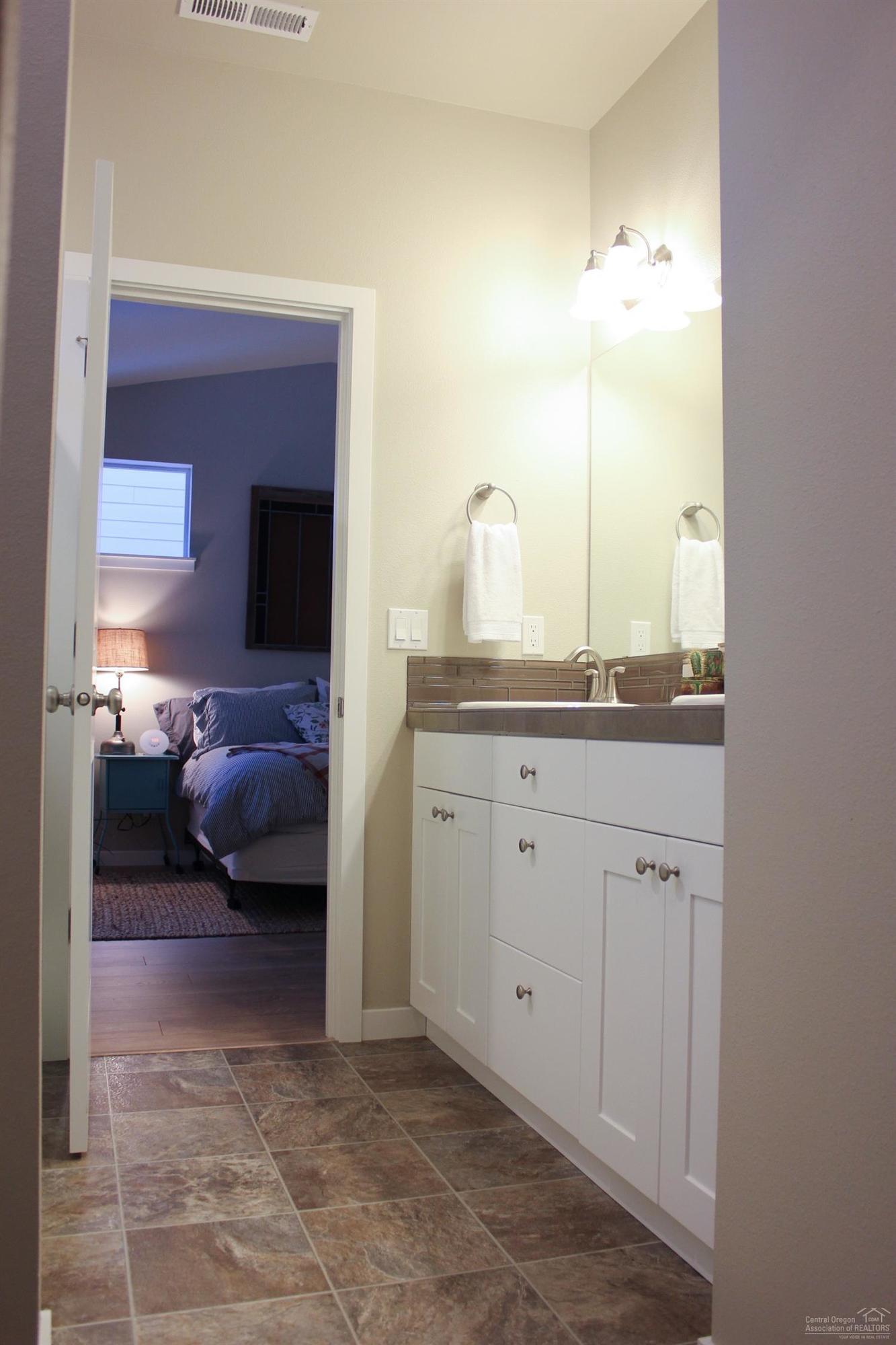 Reed Pointe - Residential