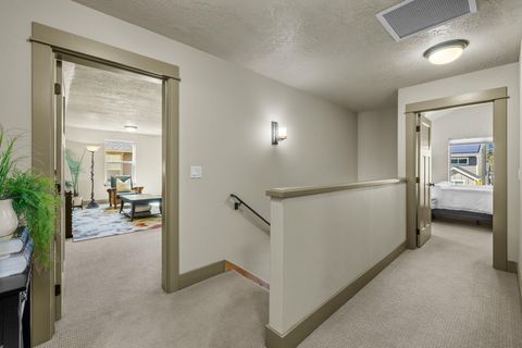 Tiny photo for 20177 Roper Lane, Bend, OR 97703 (MLS # 220220193)