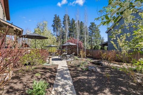 Tiny photo for 20177 Roper Lane, Bend, OR 97703 (MLS # 220220193)