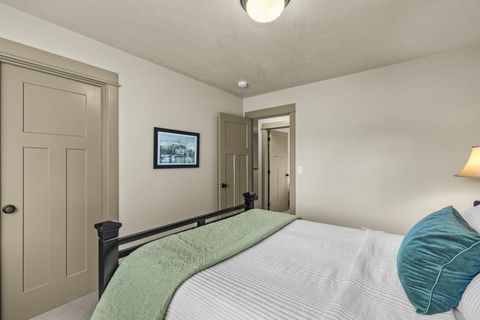 Tiny photo for 20177 Roper Lane, Bend, OR 97703 (MLS # 220220193)