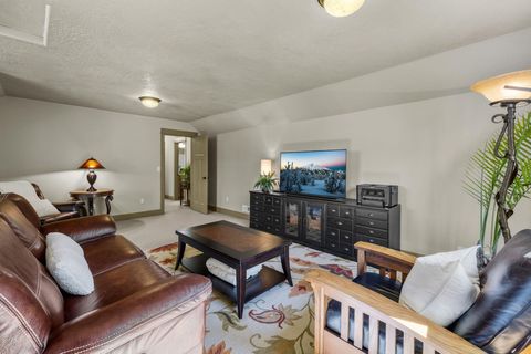 Tiny photo for 20177 Roper Lane, Bend, OR 97703 (MLS # 220220193)