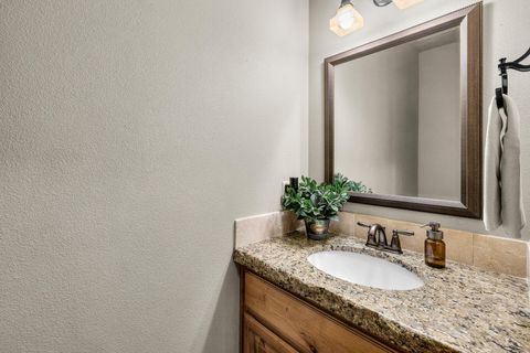 Tiny photo for 20177 Roper Lane, Bend, OR 97703 (MLS # 220220193)