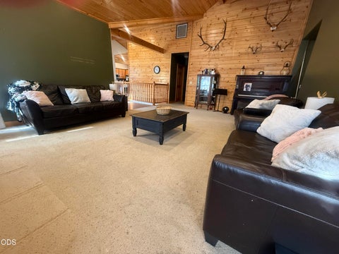 Tiny photo for 317 S Canyon Boulevard, John Day, OR 97845 (MLS # 220226692)