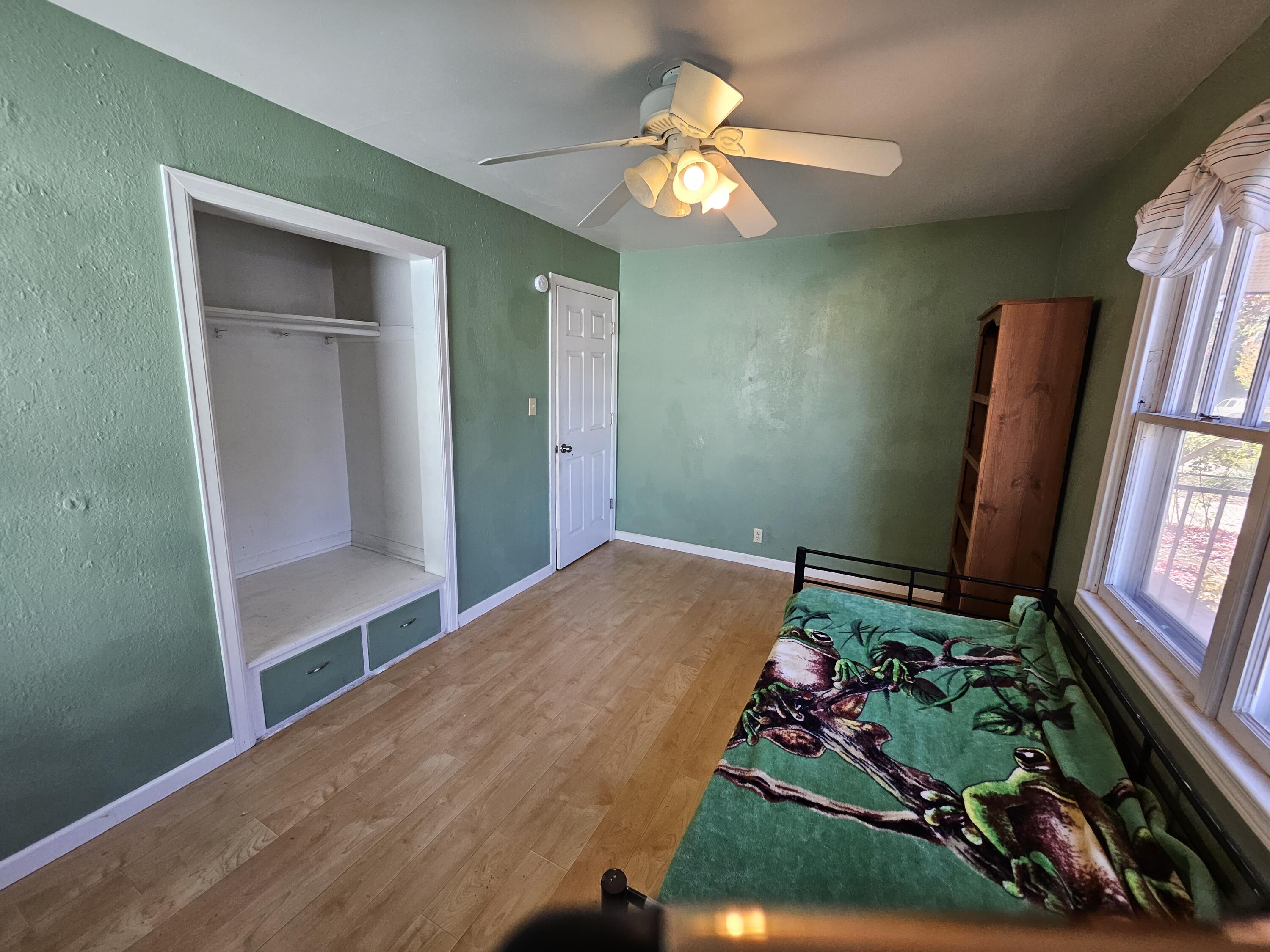 Old Orchard Manor - Residential