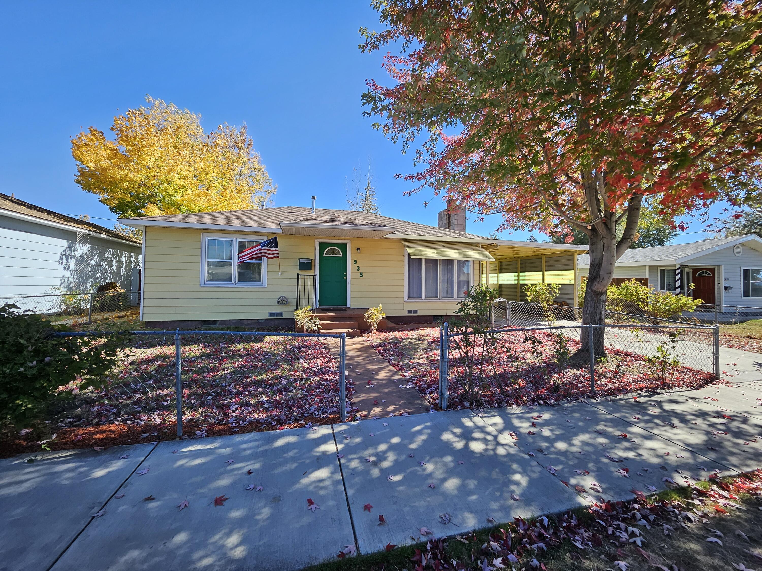 Old Orchard Manor - Residential