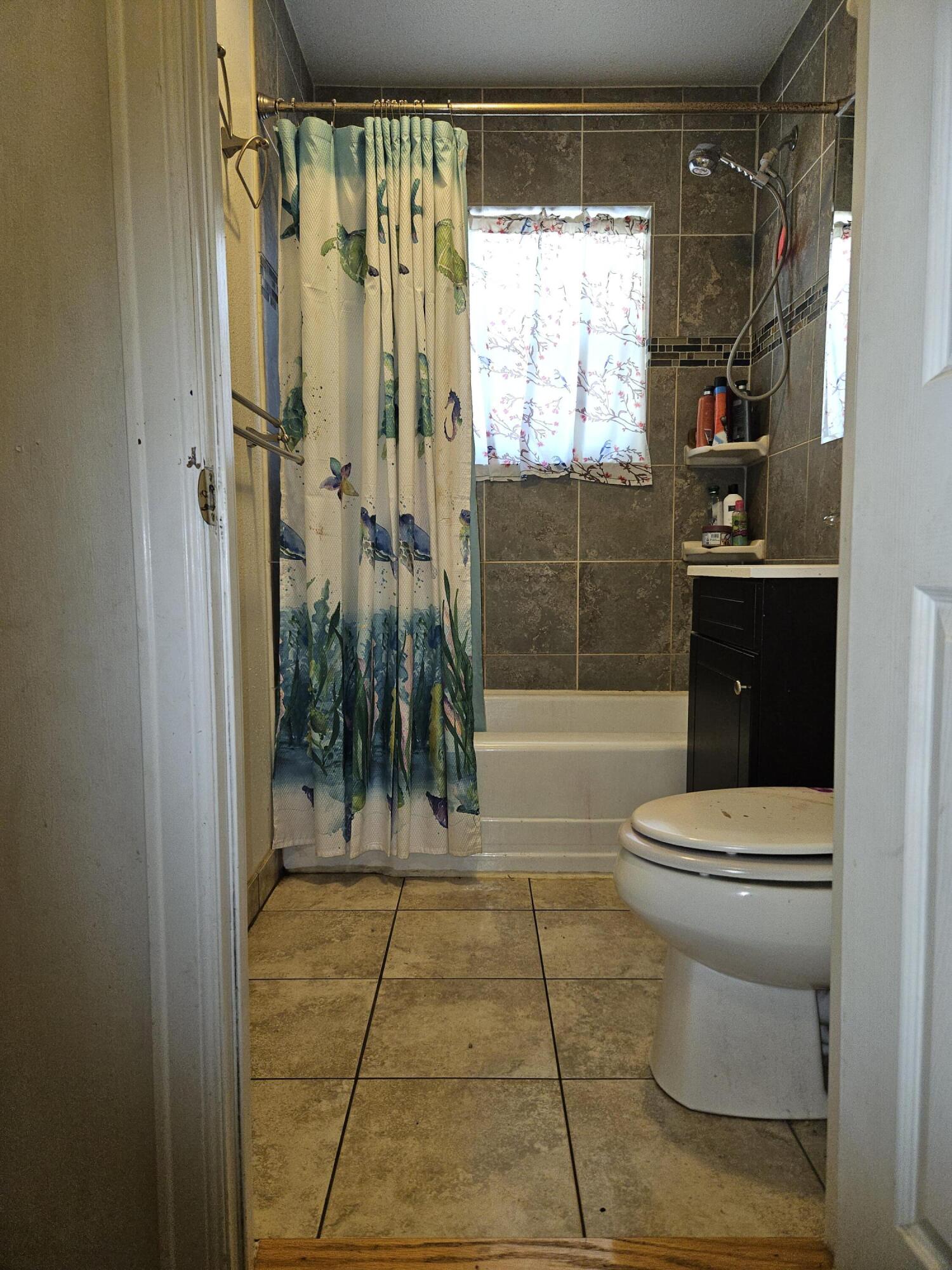 Old Orchard Manor - Residential