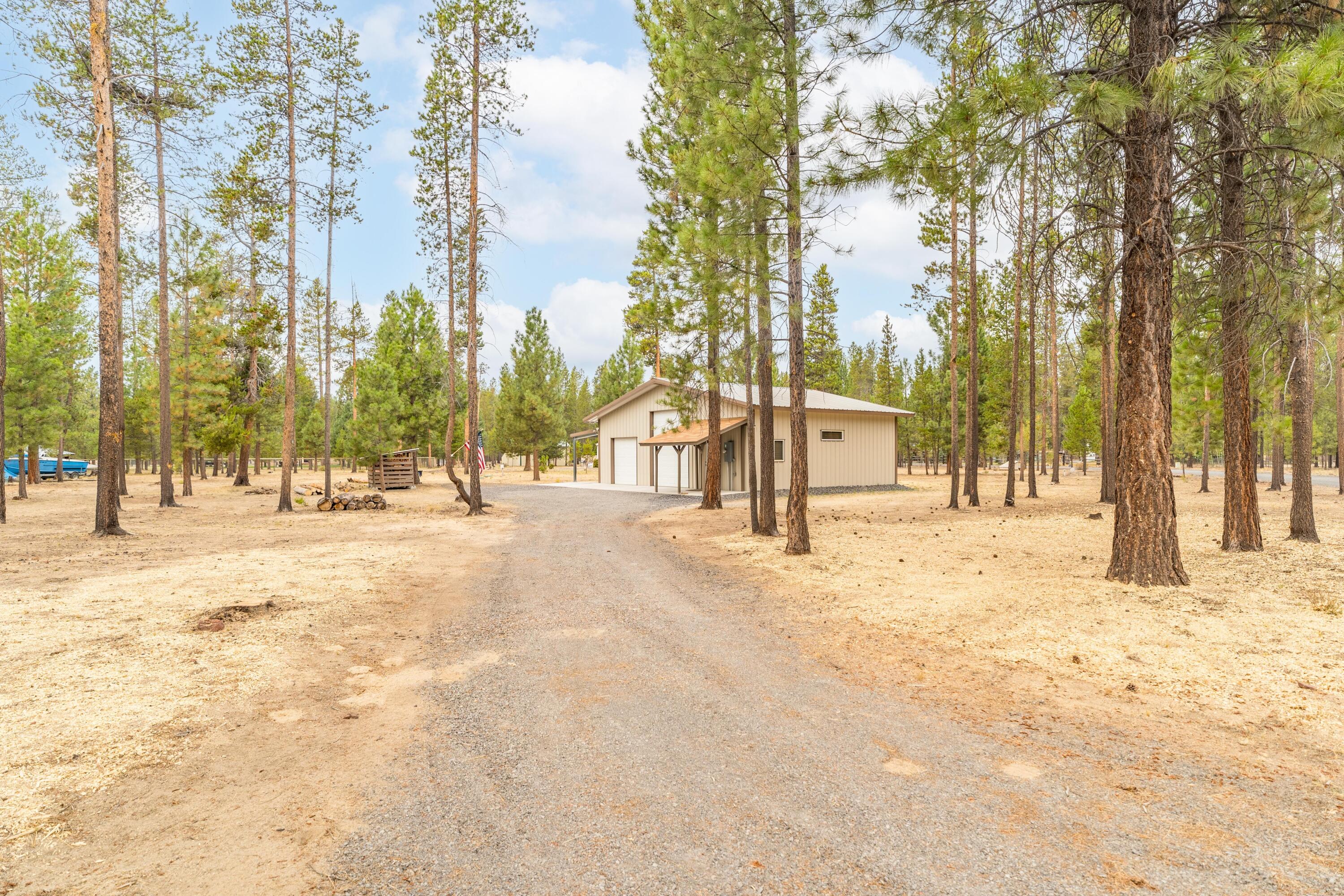 Wagon Trail Acreages - Land