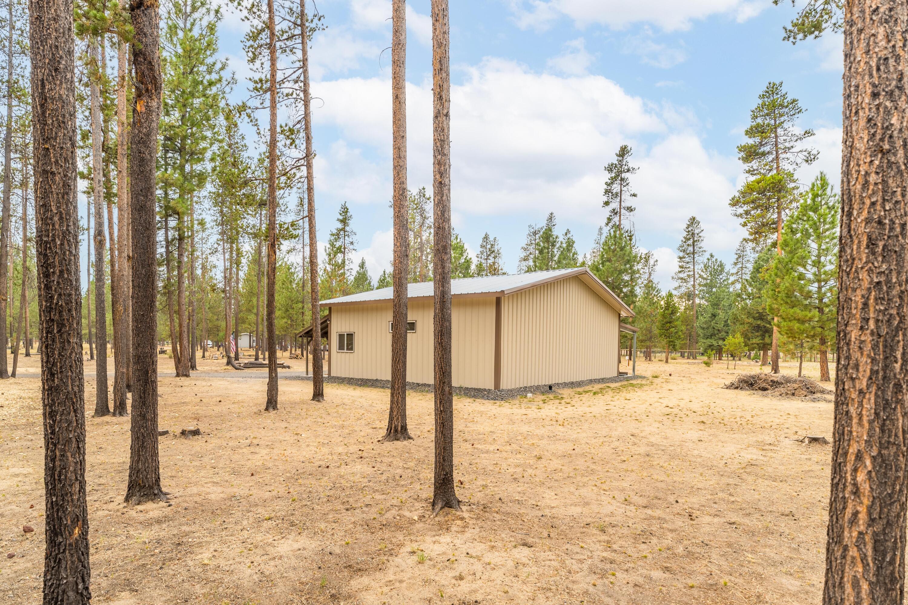 Wagon Trail Acreages - Land