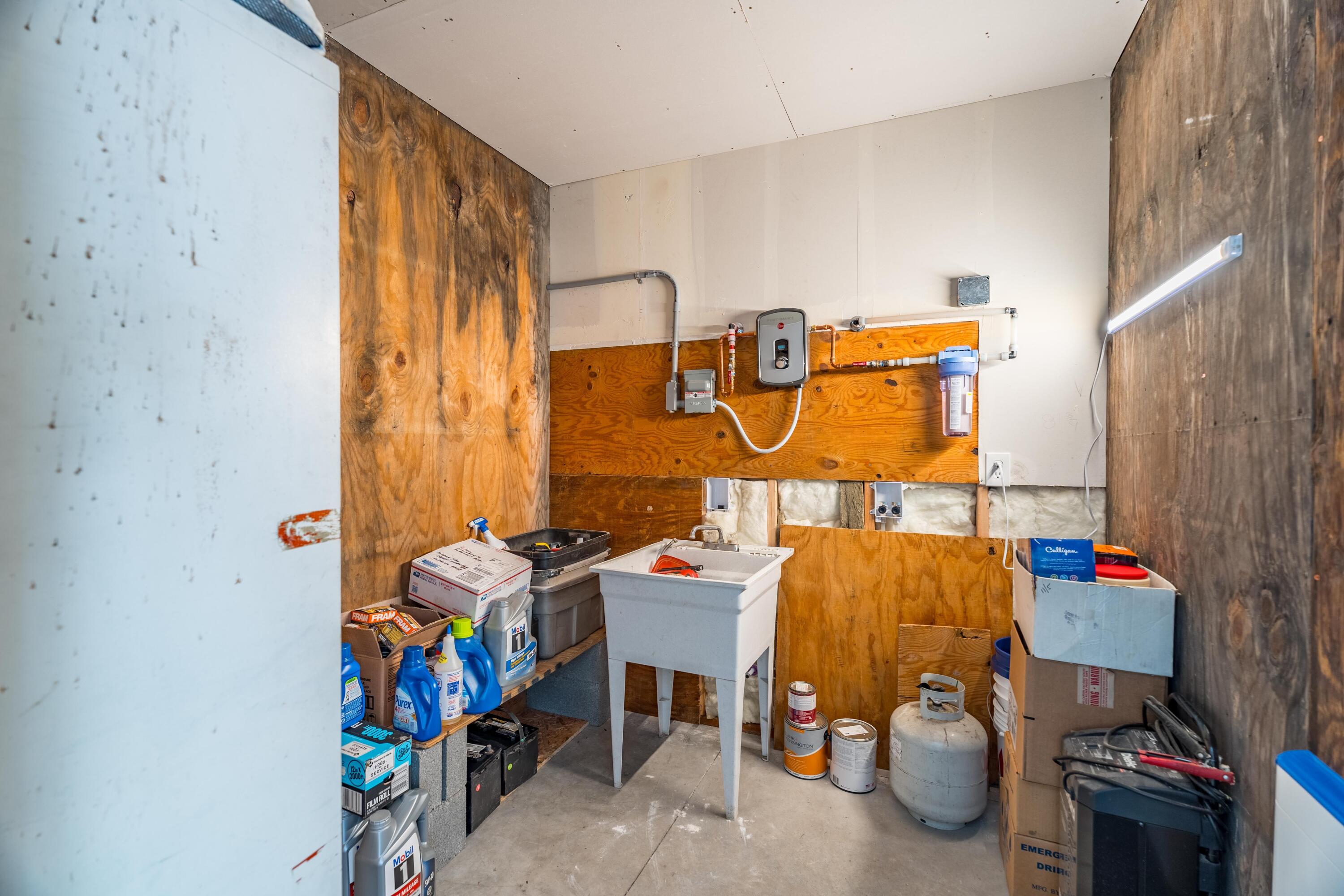 Wagon Trail Acreages - Land