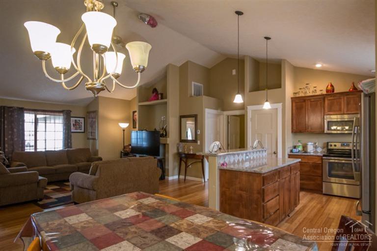 Ni Lah Sha Village - Residential