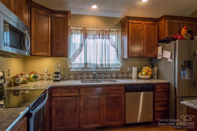 Ni Lah Sha Village - Residential