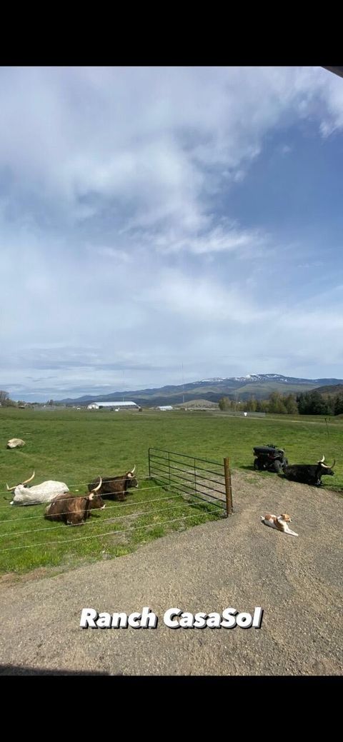 Tiny photo for 420 Reiten Drive, Ashland, OR 97520 (MLS # 220209913)