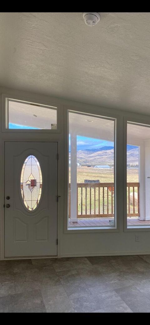 Tiny photo for 420 Reiten Drive, Ashland, OR 97520 (MLS # 220209913)