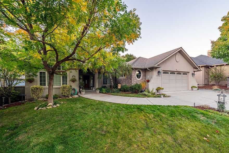 Great curb appeal from this one level home in the desirable Summerfield Neighborhood.  This home has tall ceilings, vaults and transom windows which provide nice natural light.  The family room has a gas fireplace, built-in cabinetry and beautiful hardwood floors.  The spacious kitchen has a pantry,  granite counters, and plenty of storage and work space.  The large primary suite has a separate entrance to the backyard patio and a beautiful bathroom with large walk-in shower, soaking tub and double vanity with granite counters.  There is a large covered patio with pavers in the back yard.  Oversized two car garage with extra space for storage or shop.  Private back yard with mature landscaping.