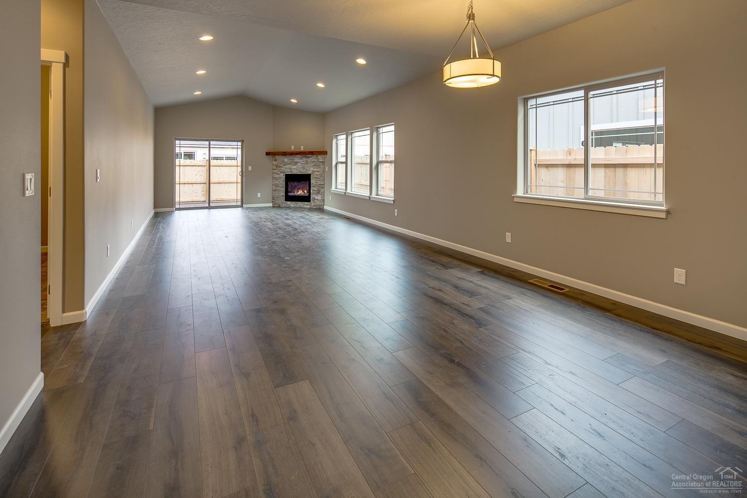 Fieldstone Crossing - Residential