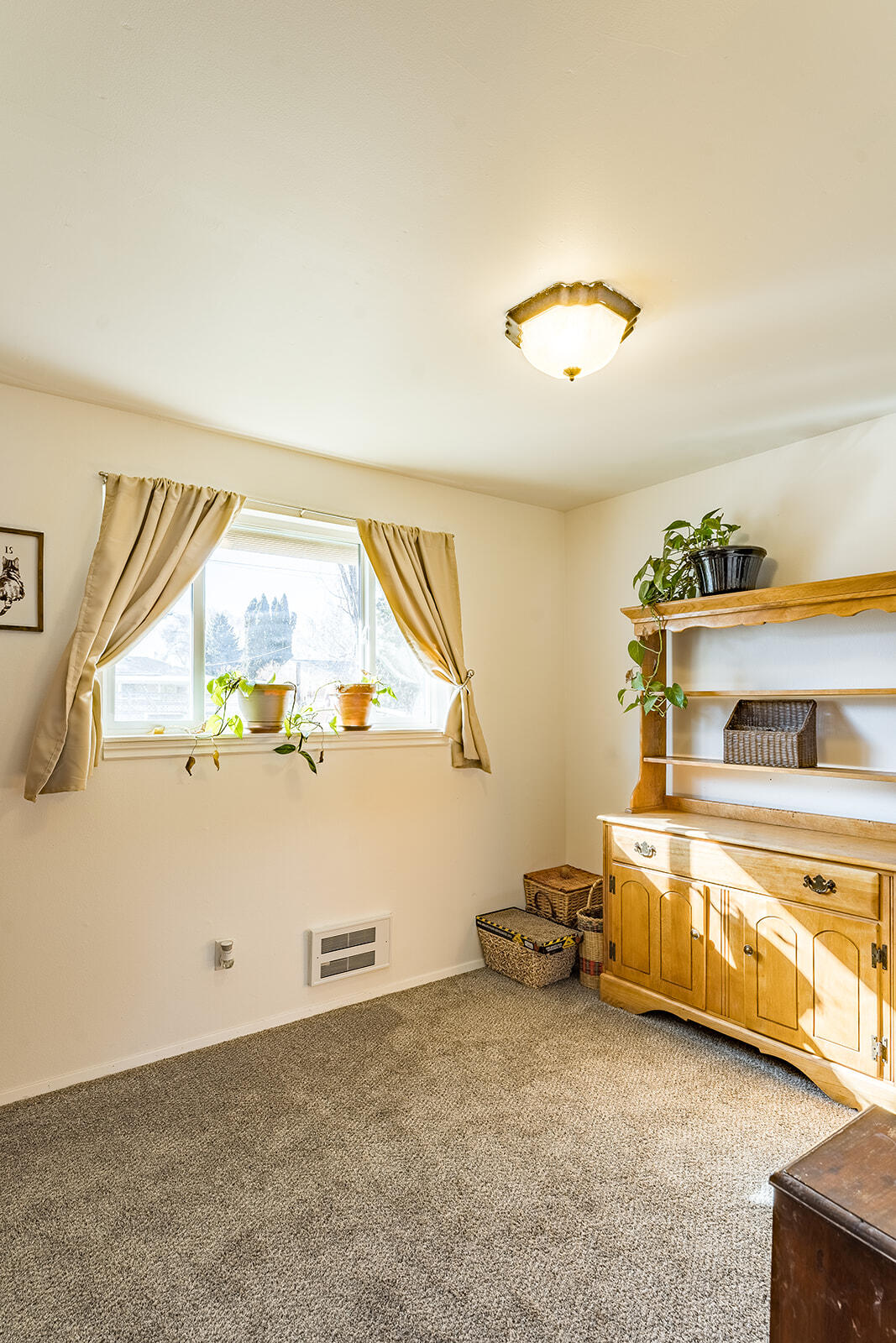 Alexander Hodges - Residential