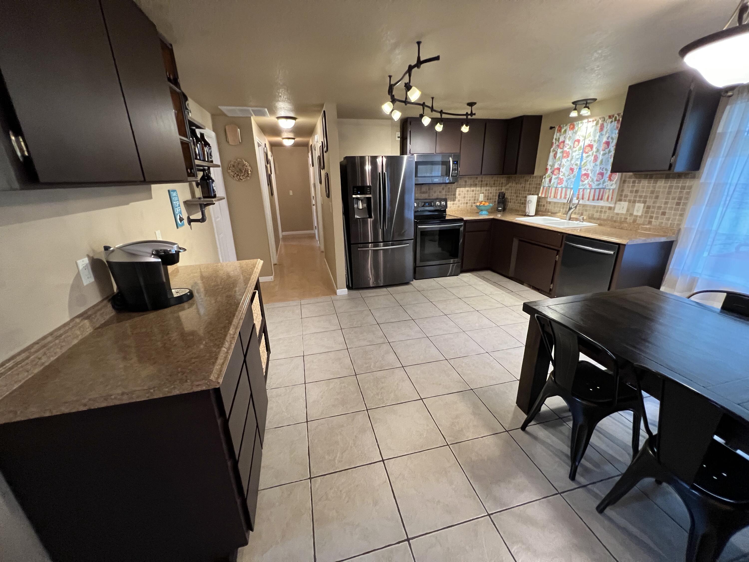 Valley View Estate - Residential