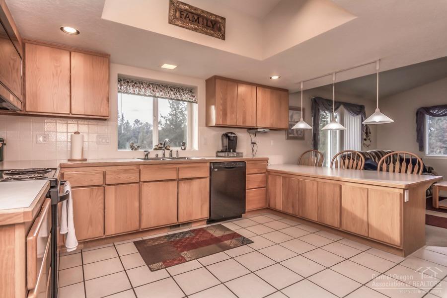 Tetherow Crossing - Residential