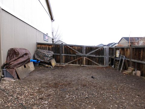 Tiny photo for 2885 SW Juniper Avenue, Redmond, OR 97756 (MLS # 220213976)