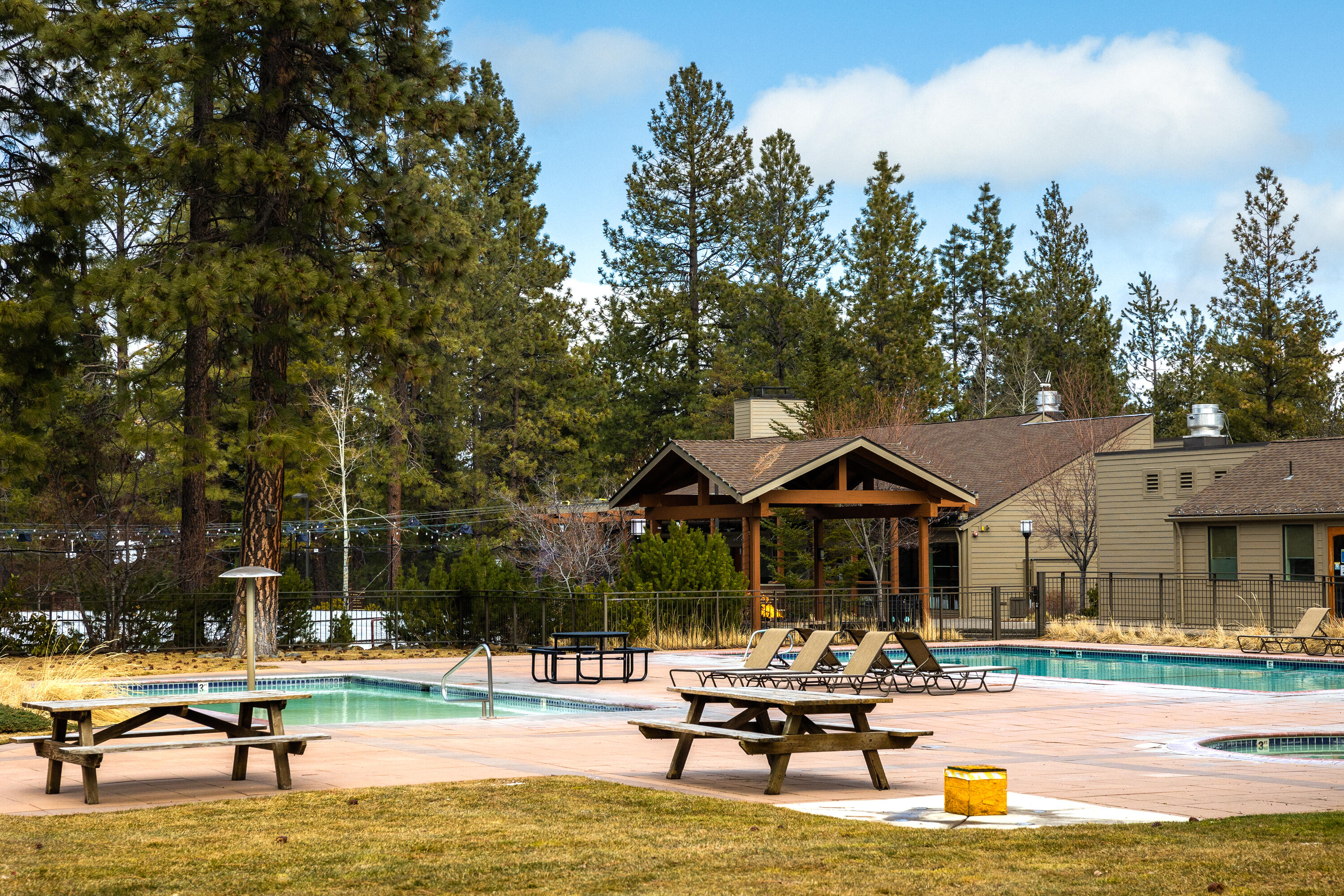 Inn Of The 7th - Residential